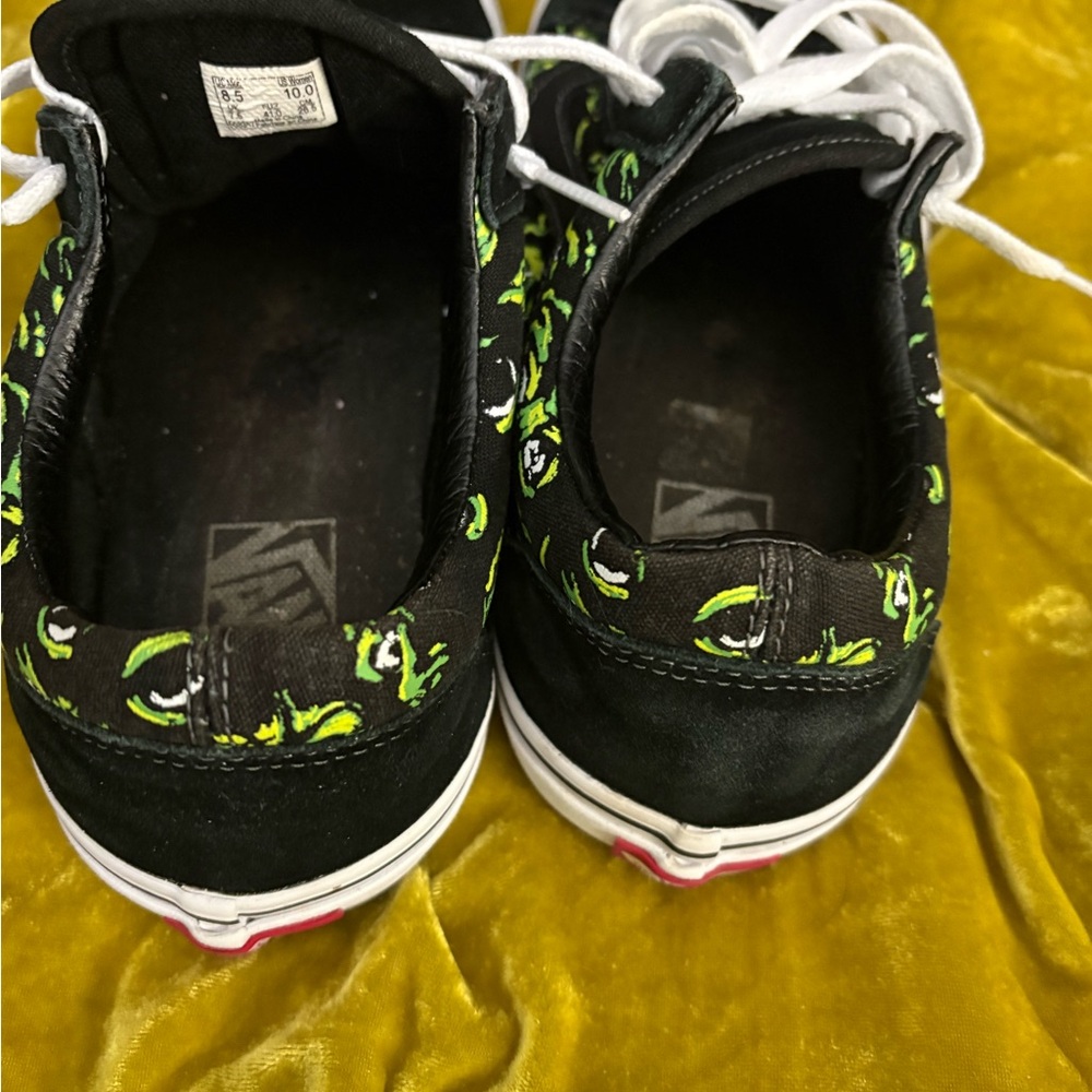 Vans Old Skool with Glow in the Dark Eyes - Picture 4 of 5